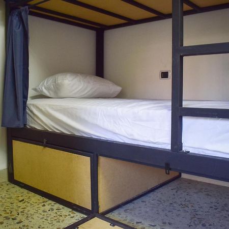 Area 51 Hostel Medellín Kültér fotó