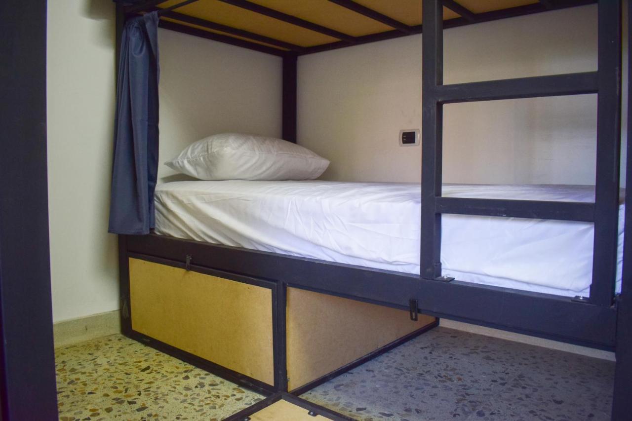 Area 51 Hostel Medellín Kültér fotó