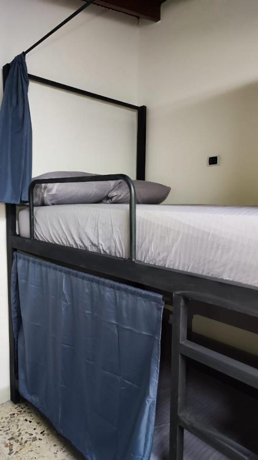 Area 51 Hostel Medellín Kültér fotó
